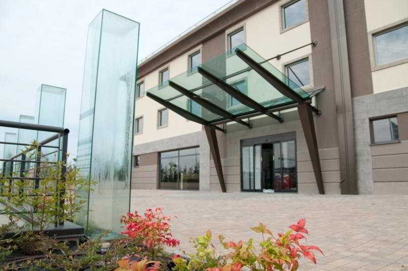 Winter Garden Hotel Bergamo Airport Grassobbio Esterno foto
