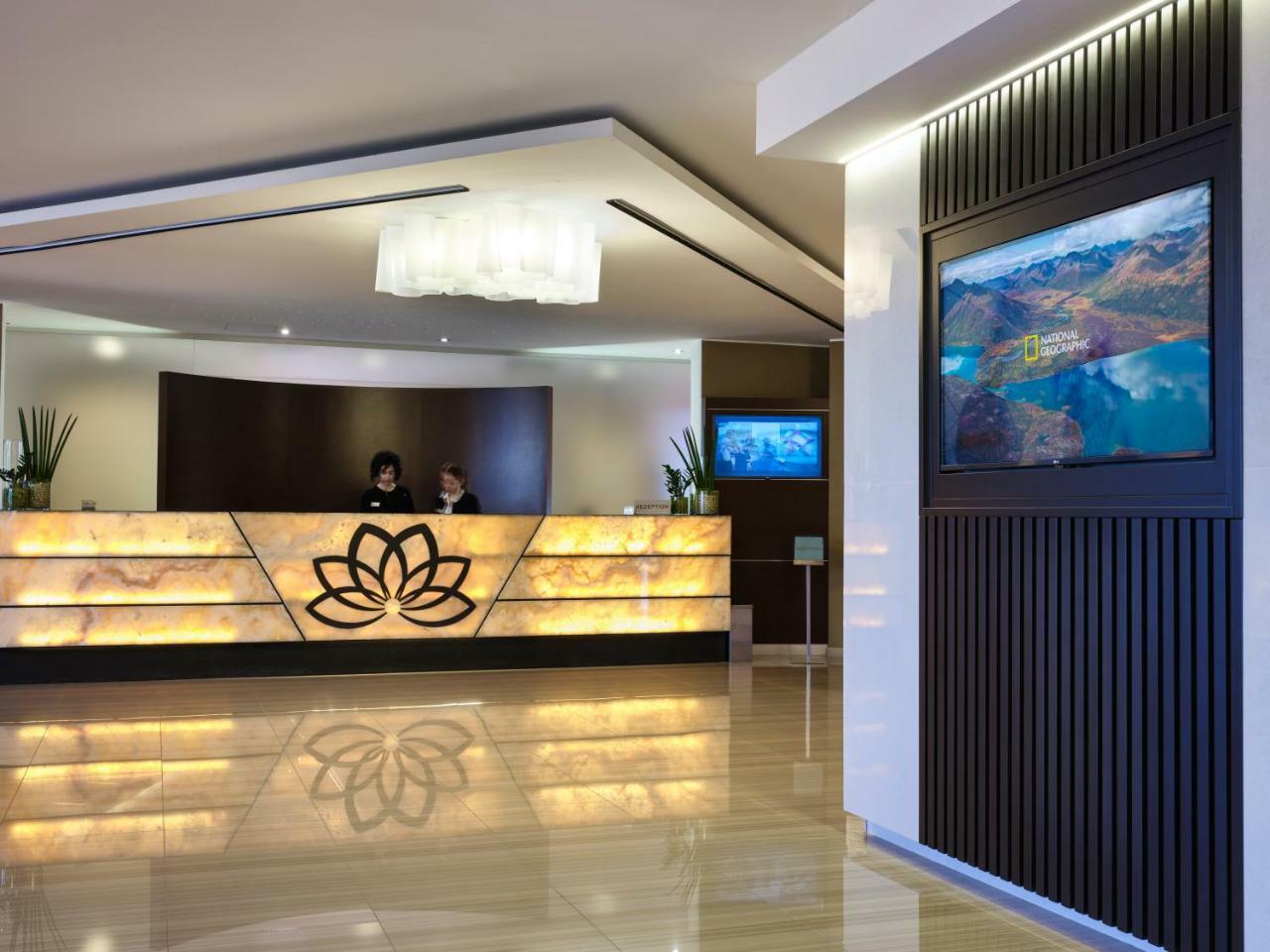 Winter Garden Hotel Bergamo Airport Grassobbio Esterno foto